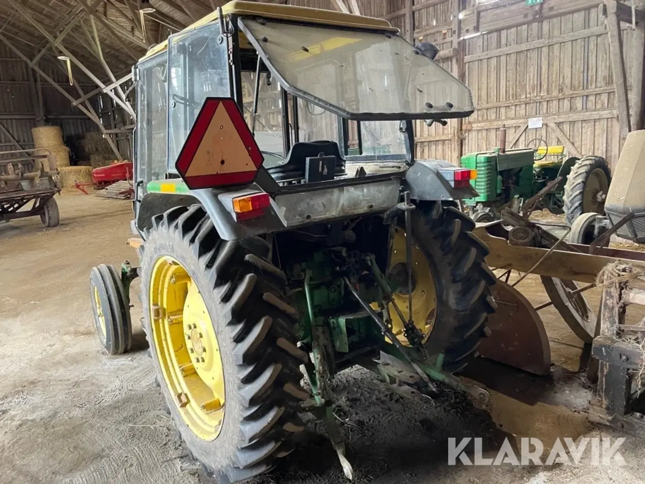 Billede 7 - Traktor JOHN DEERE 2450 med frontlæsser