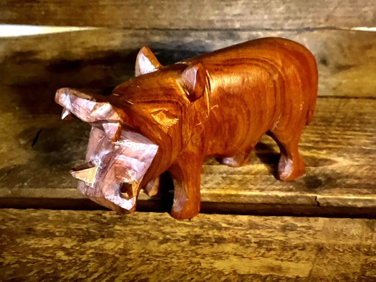 Billede 1 - * Lækker flodhest - i teaktræ