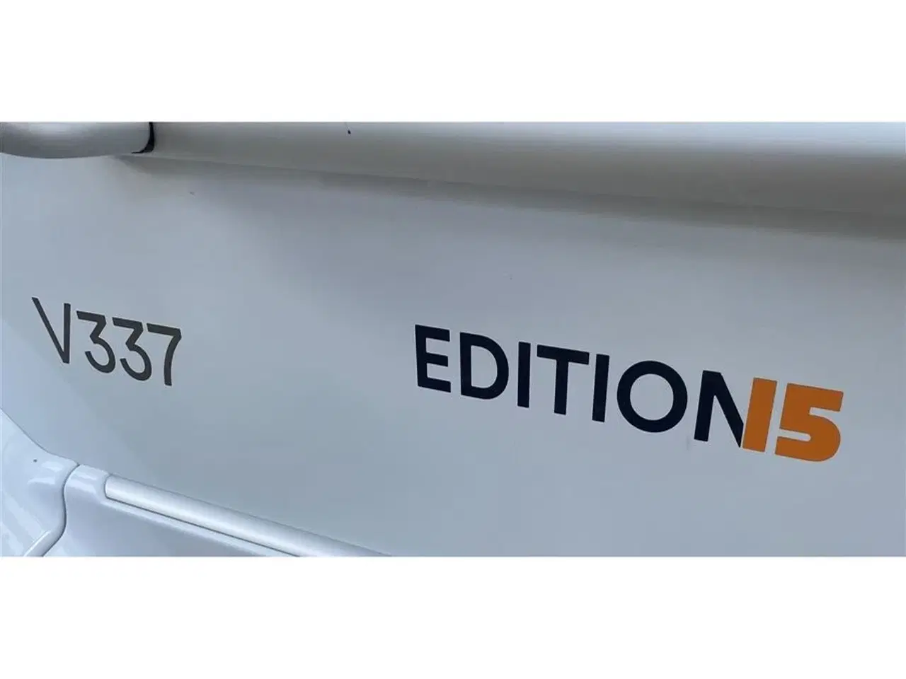 Billede 5 - 2022 - Carado V337 "15 Edition"   Ekstrem velholdt autocamper