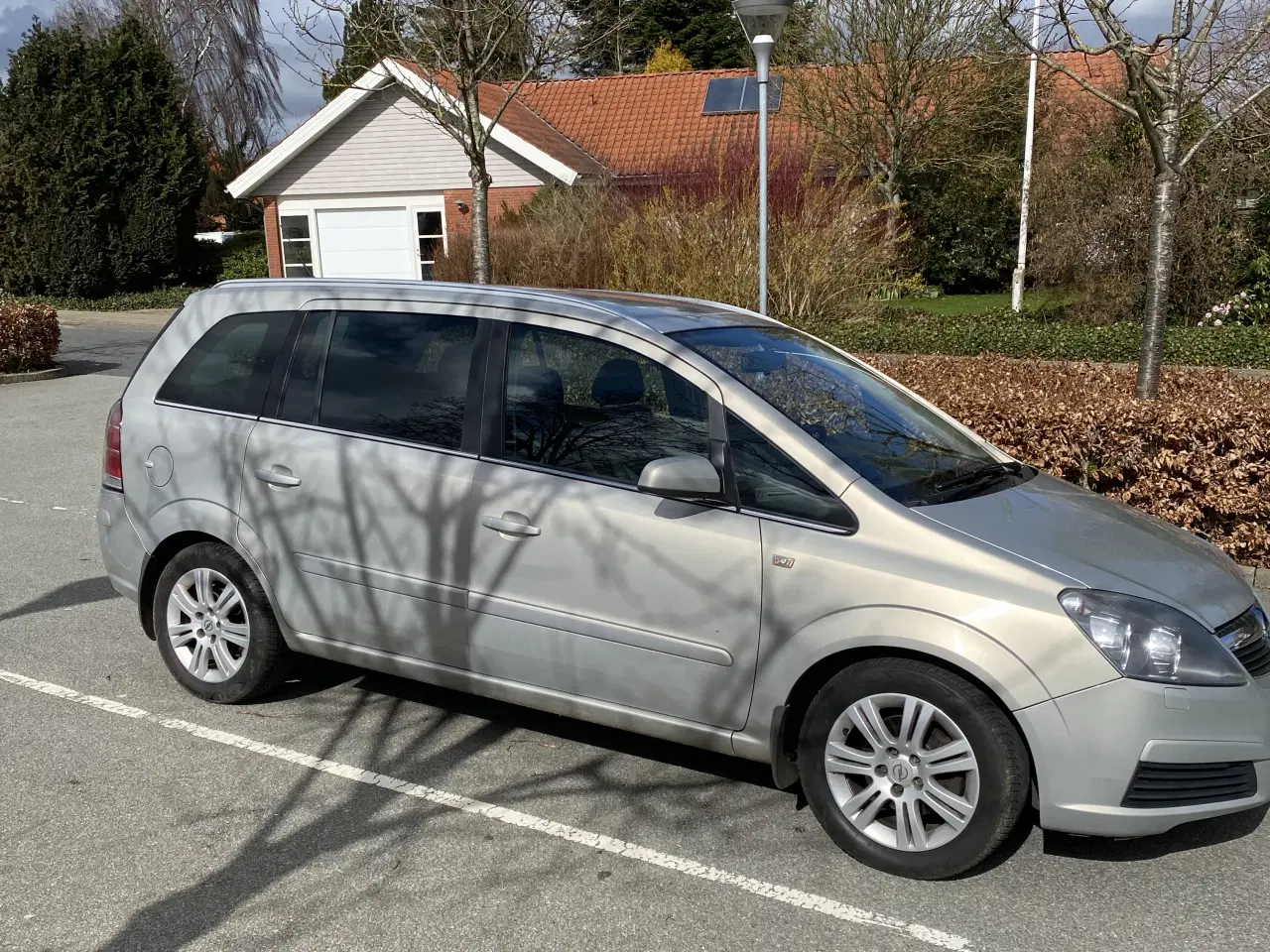 Billede 4 - Velholdt Opel Zafira 
