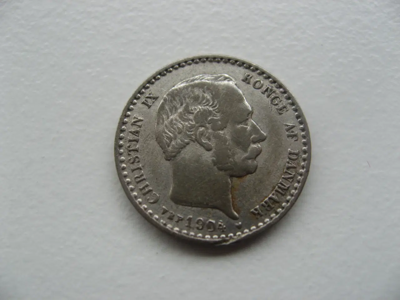 Billede 1 - FLOT DELFIN 10 ØRE 1904, et af de gode årstal