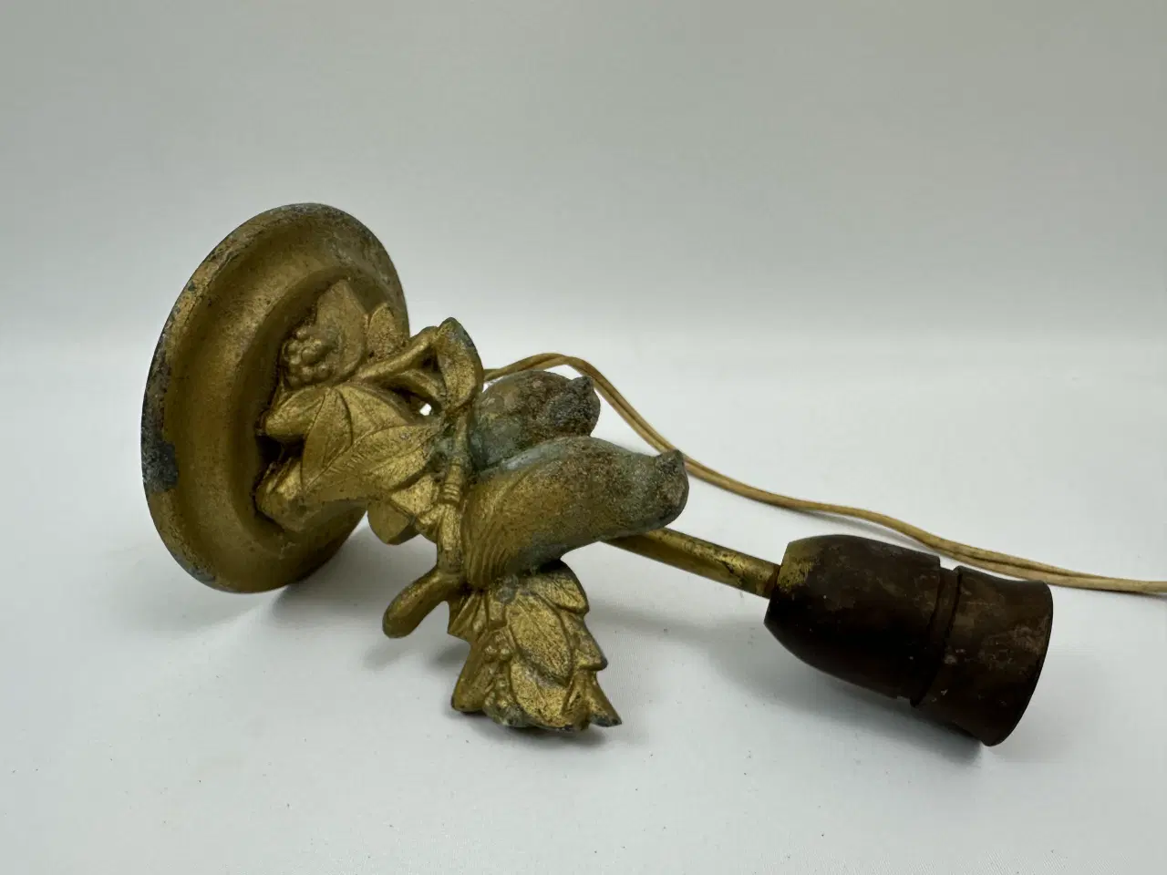 Billede 7 - Vintage lampefod med fugle ornameneter