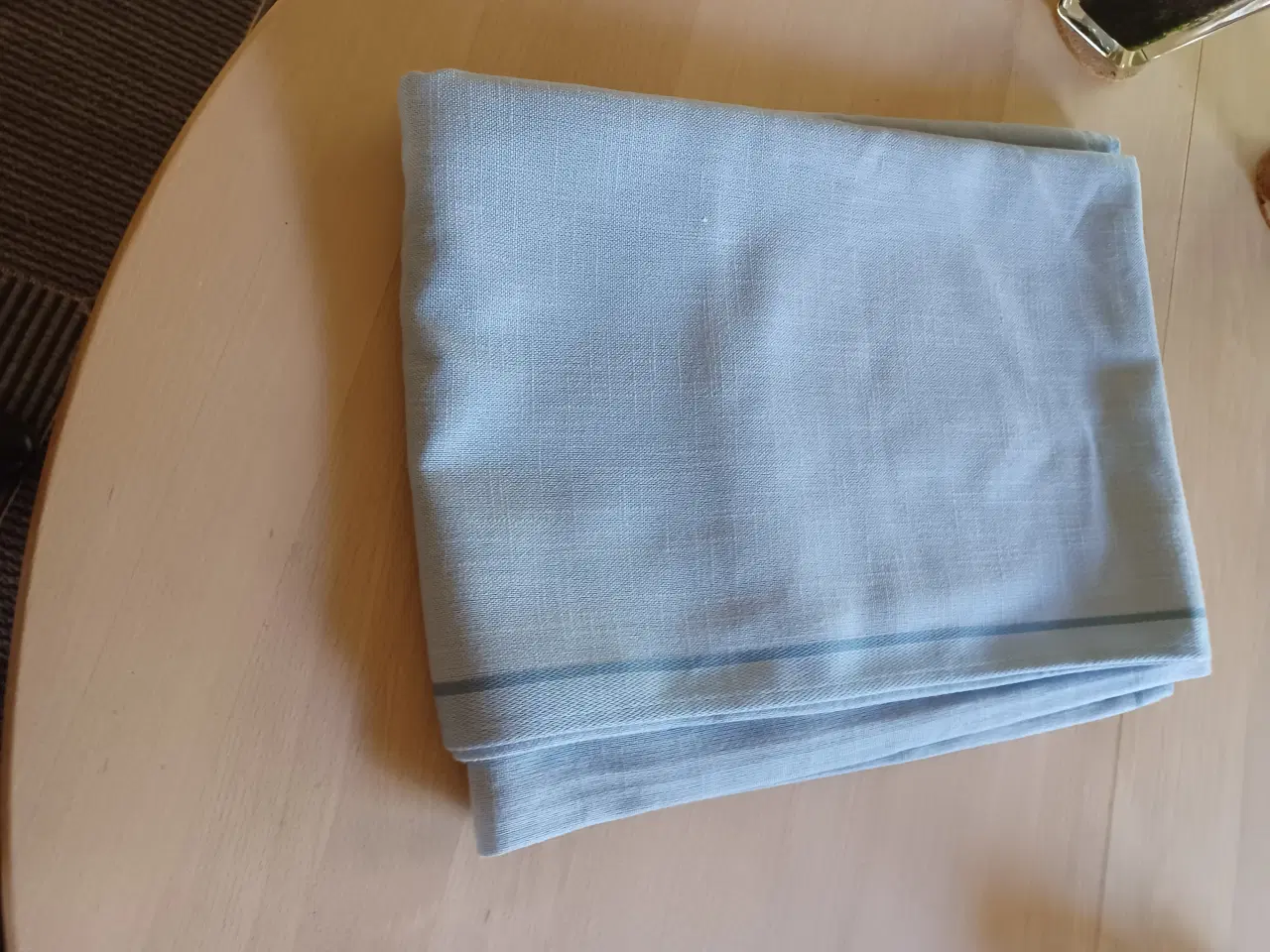 Billede 2 - Stor lyseblå dug