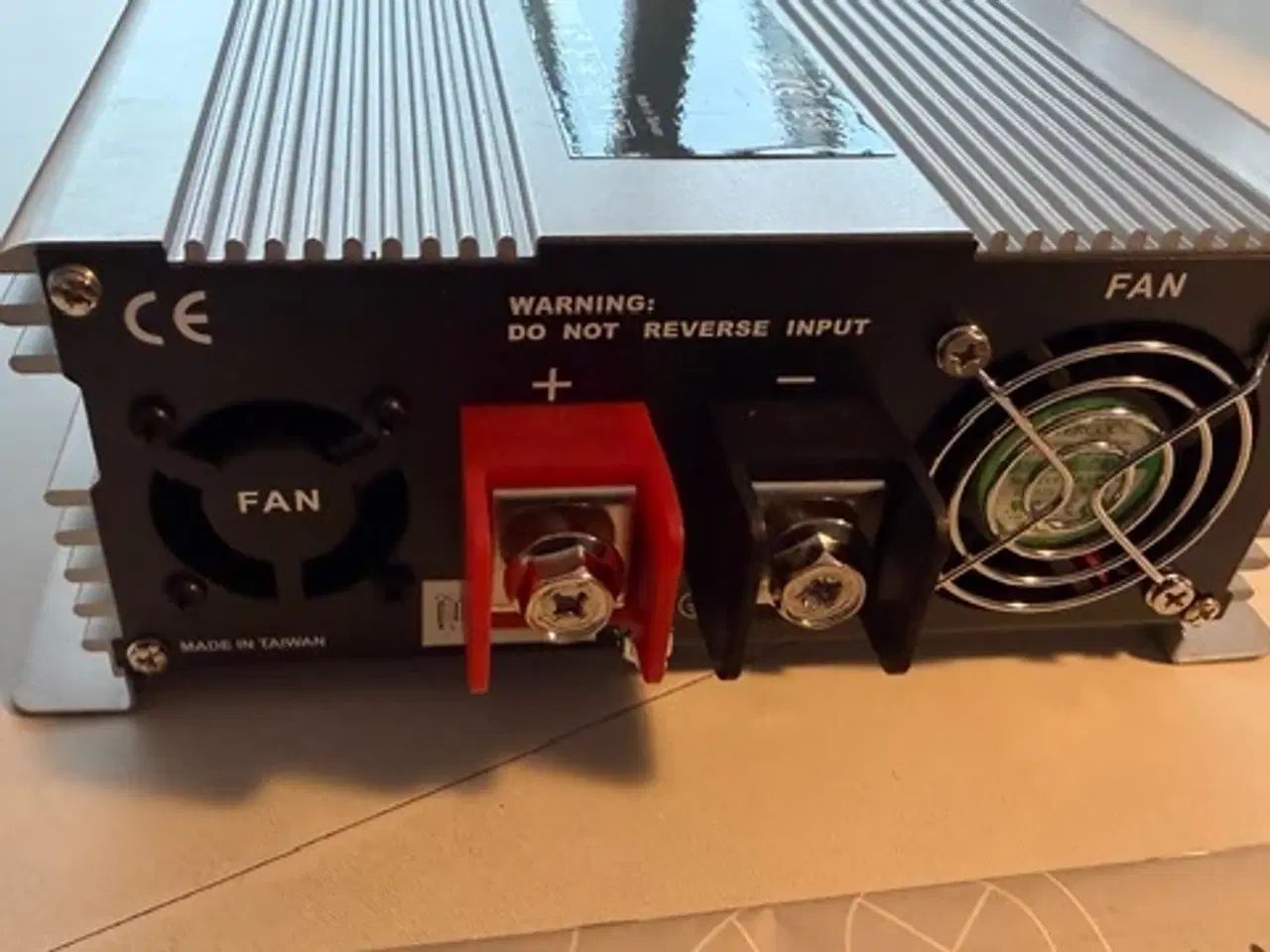 Billede 3 - 1.500W Inverter - ren sinus