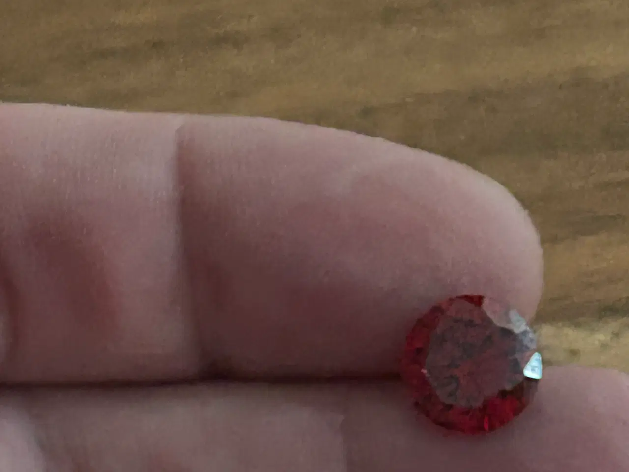 Billede 3 - Løs ædelsten vs2 rød Rubin 5.2mm