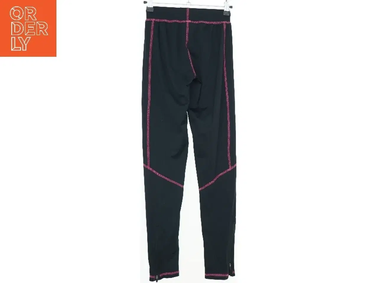 Billede 2 - Sorte træningsbukser med lyserøde detaljer fra True Spirit (str. 164)