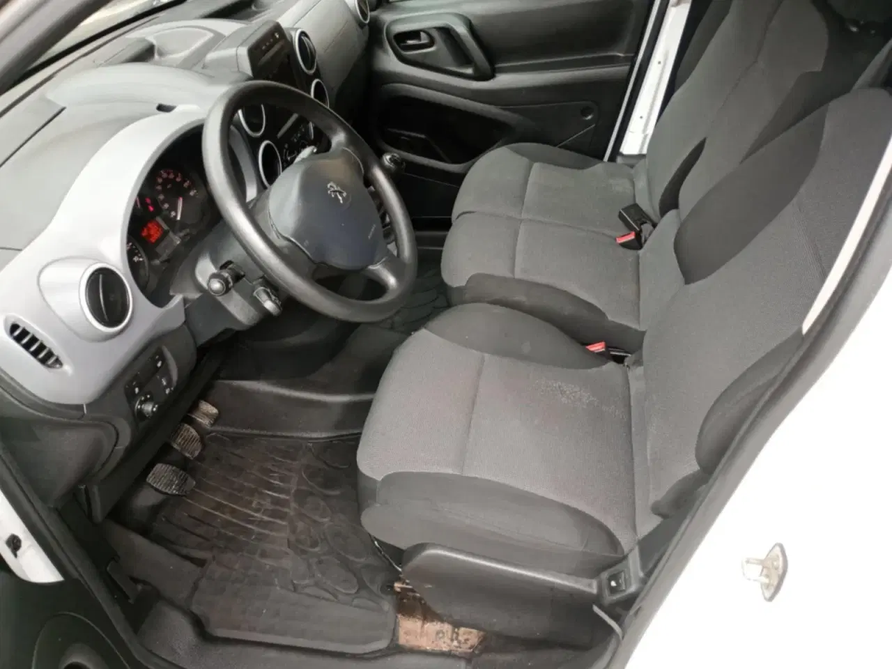 Billede 5 - Peugeot Partner 1,6 BlueHDi 100 L1 Premium Van