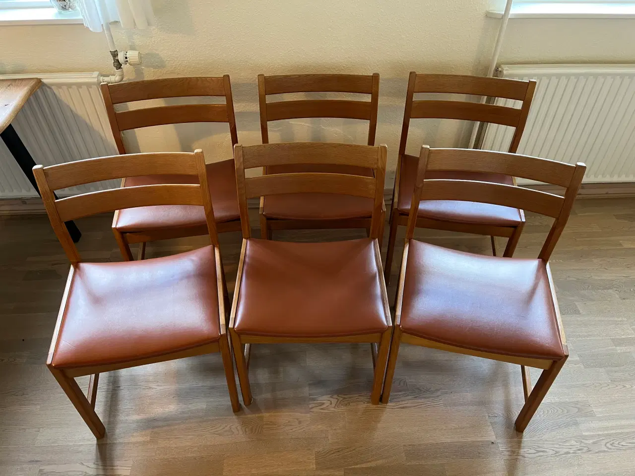 Billede 2 - Kurt Østervig stole af eg og cognac læder (6 stk)