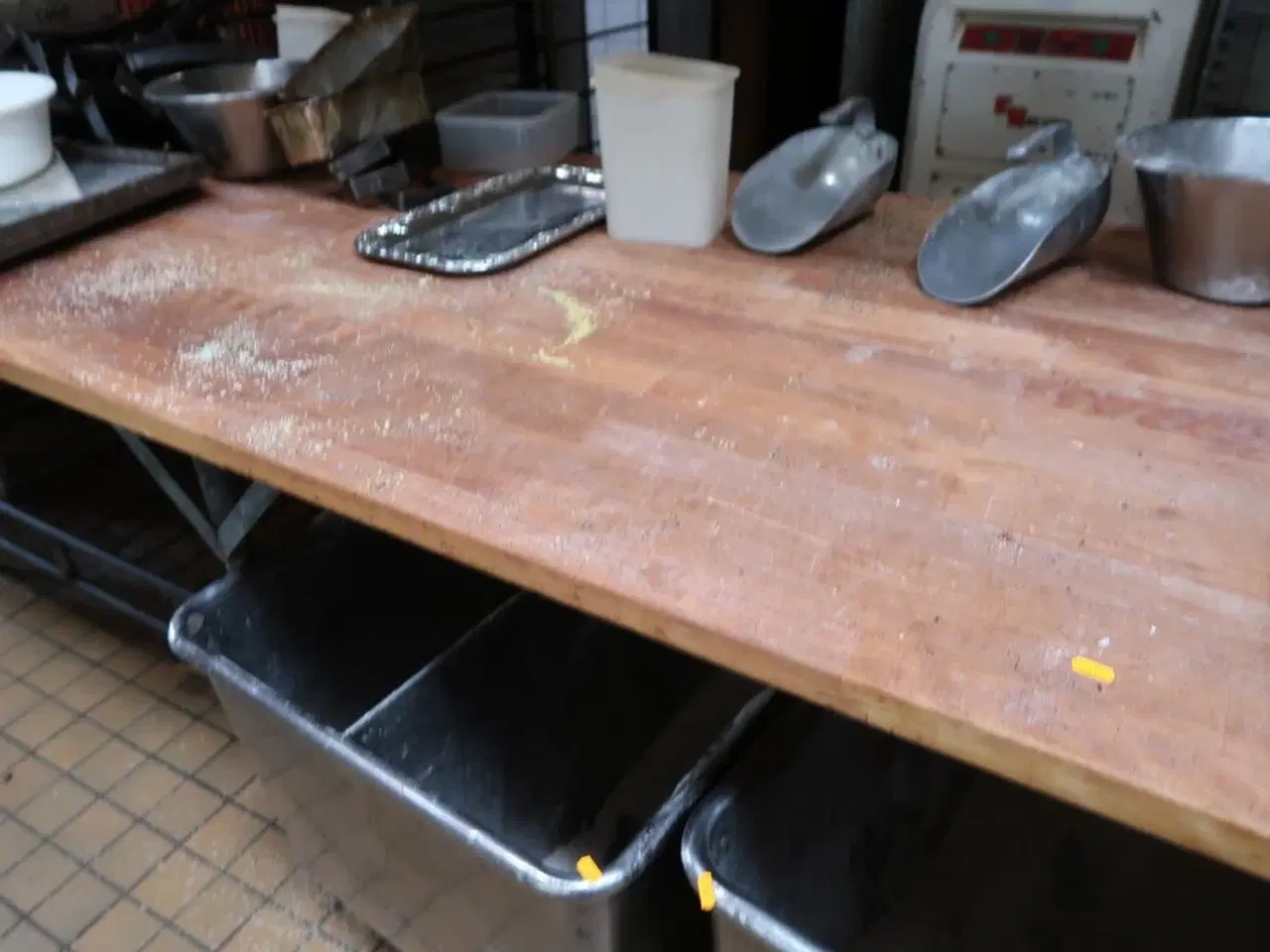 Billede 4 - Bagerbord uden indhold
