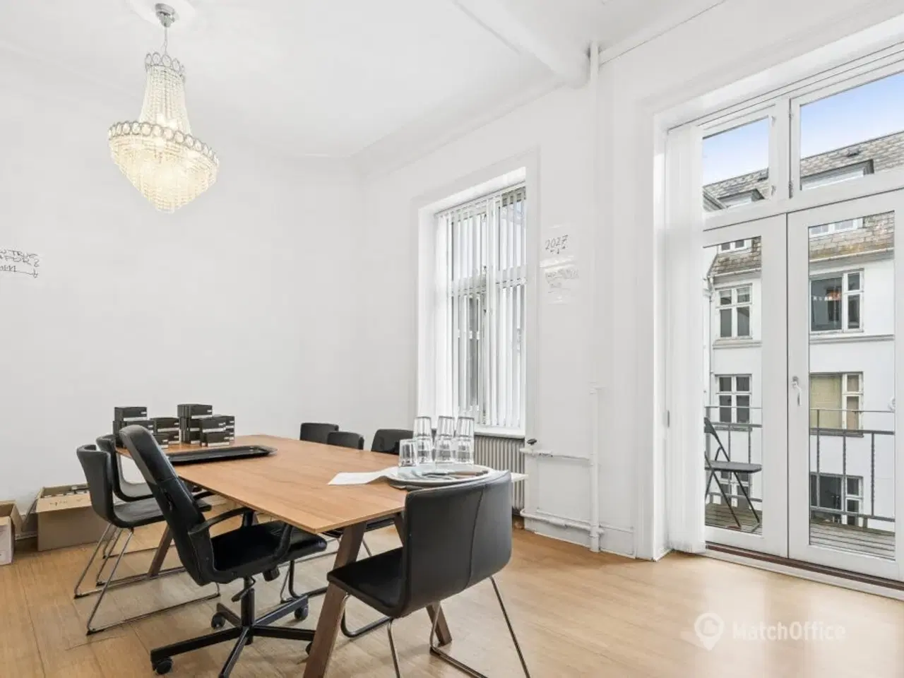 Billede 2 - Skønt kontor i ejendom med altan & elevator