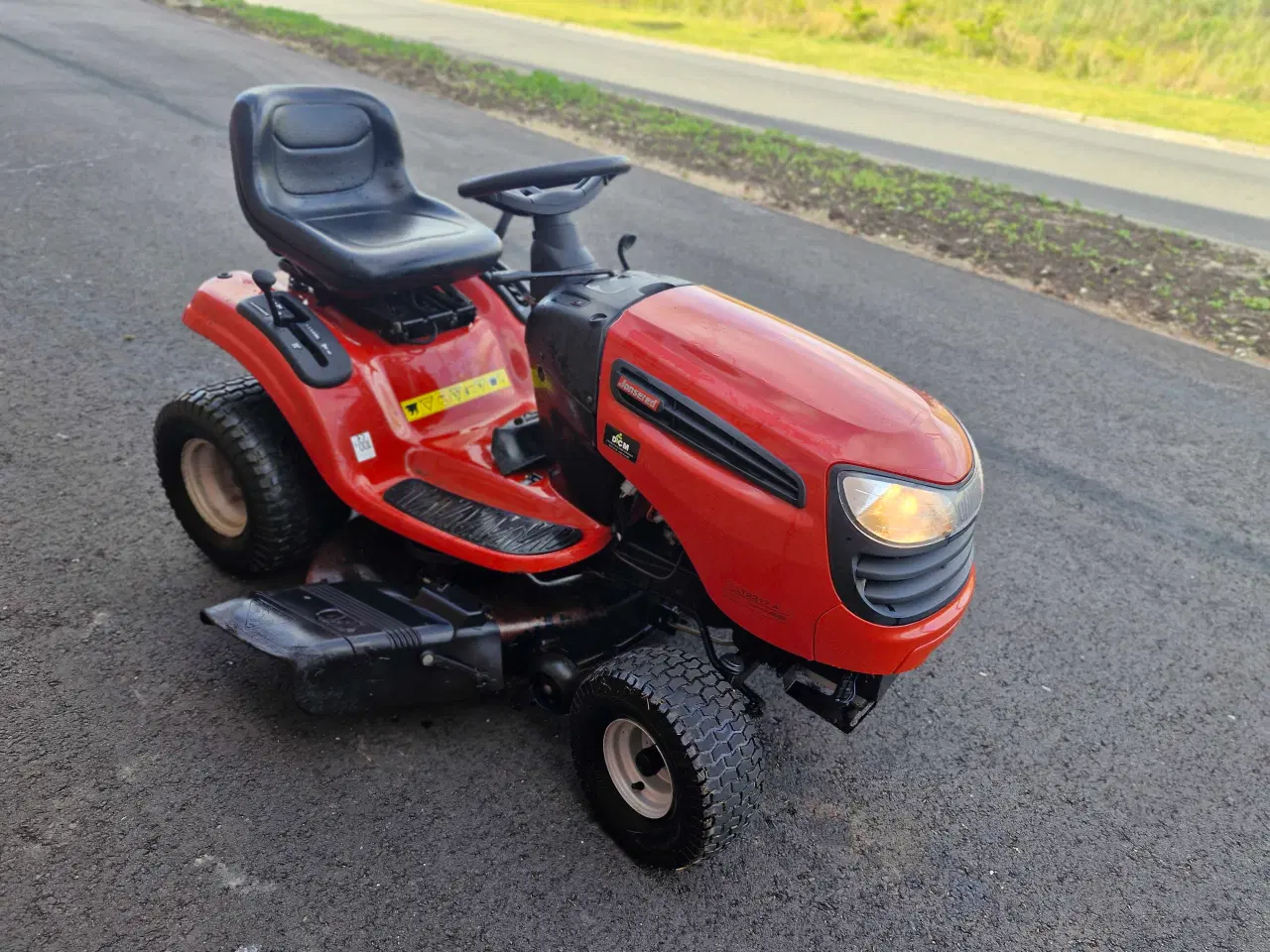 Billede 3 - Jonsered LT2317A Havetraktor (Klargjort) 