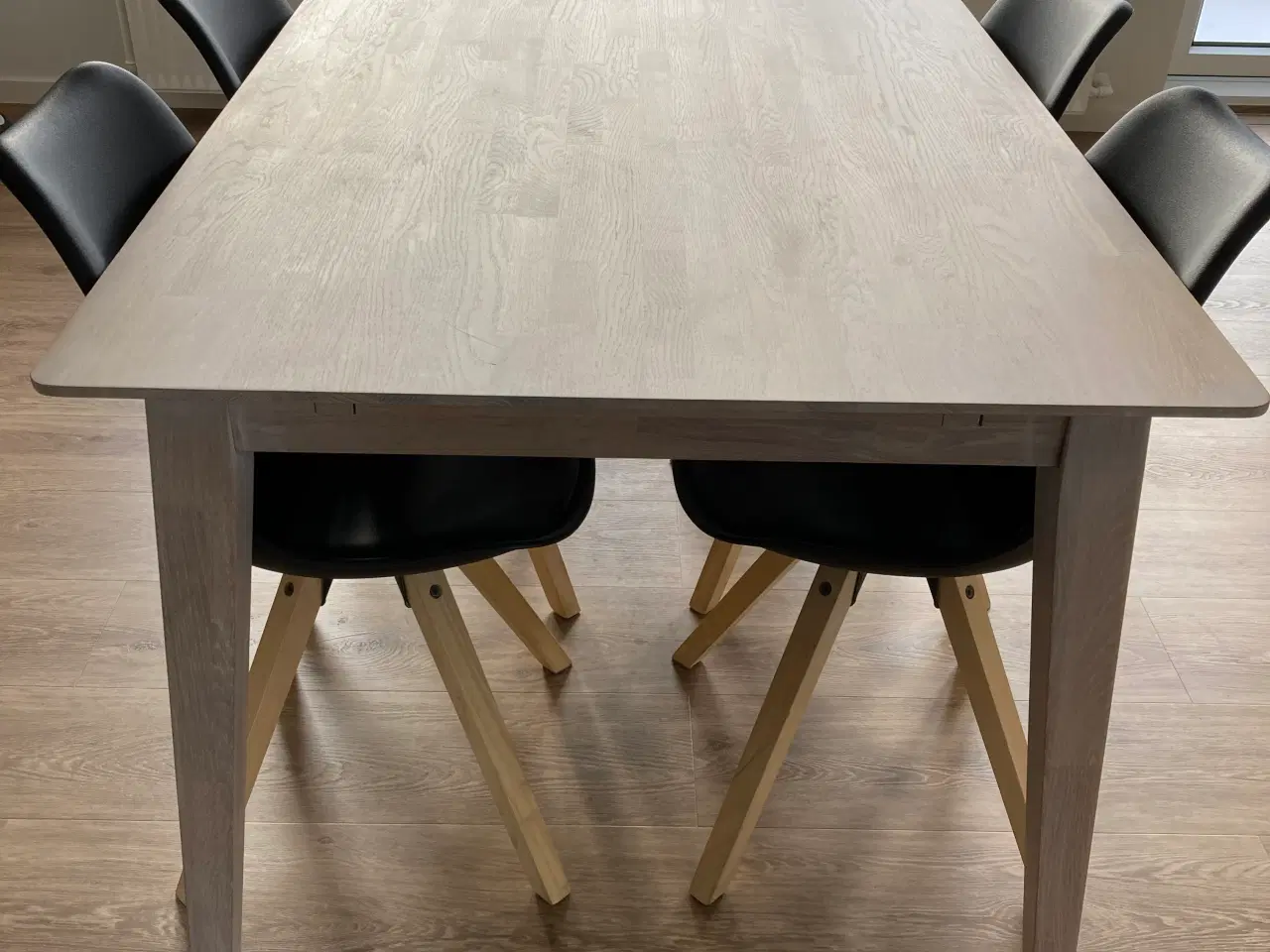 Billede 1 - Flot Stockholm spisebord hvidolieret massiv egetræ