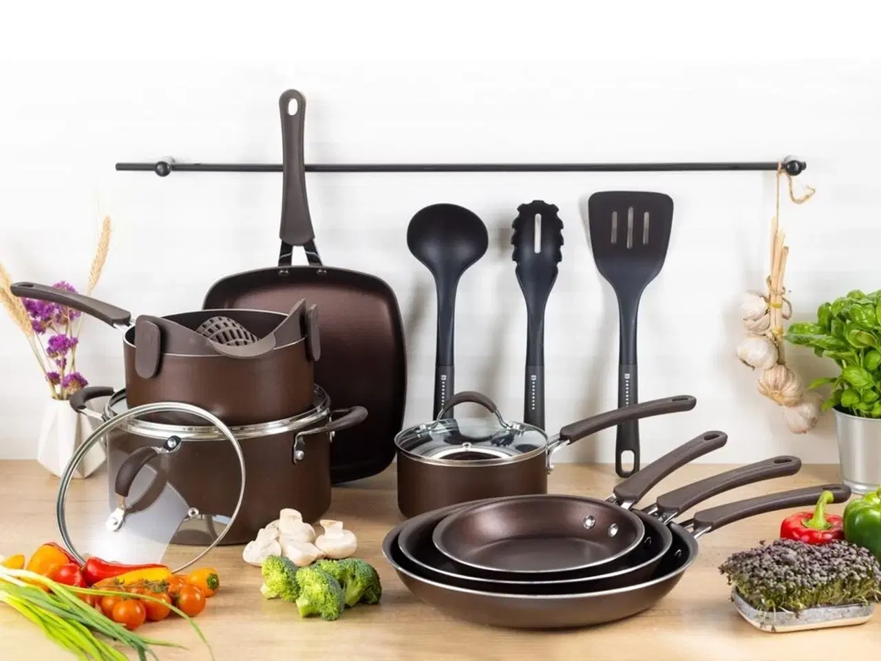 Billede 2 - Kæmpe køkkensæt, 20 dele.