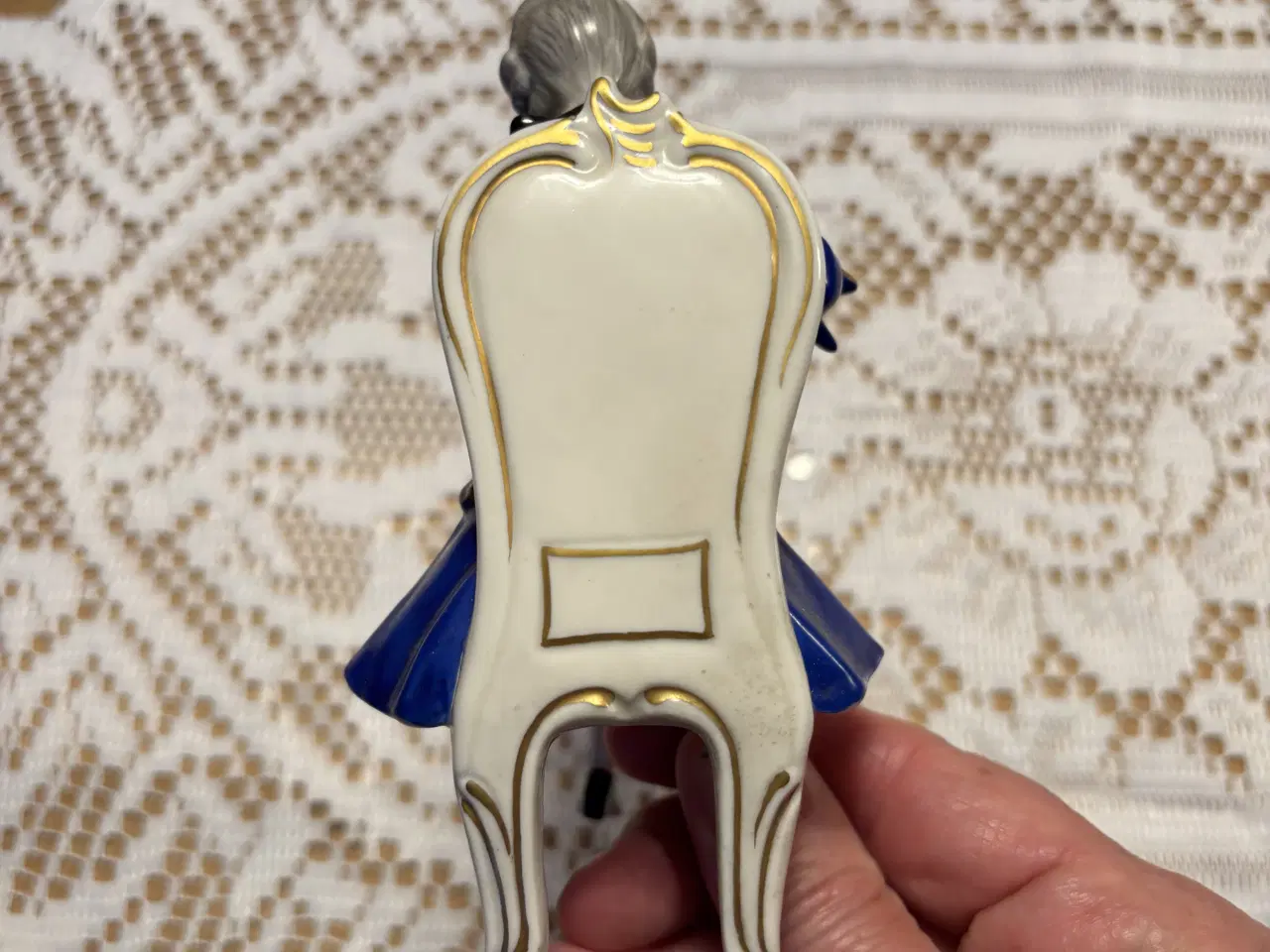 Billede 5 - Siddende mand spiller fløjte måler 13 cm