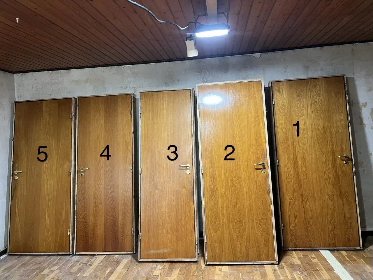 Billede 1 - Indvendige døre af egetræsfiner