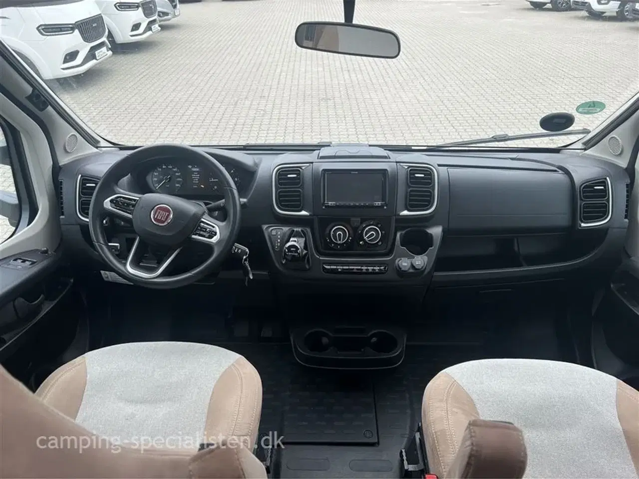 Billede 4 - 2023 - LMC Cruiser V646   2023 LMC Cruiser V646 - se den nu hos Camping-Specialisten.dk