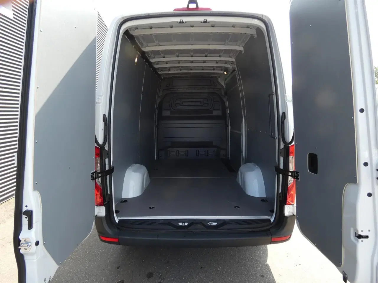 Billede 8 - Mercedes-Benz Sprinter 317 2,0 CDI A2 Pro 9G-Tronic 170HK Van 9g Aut.