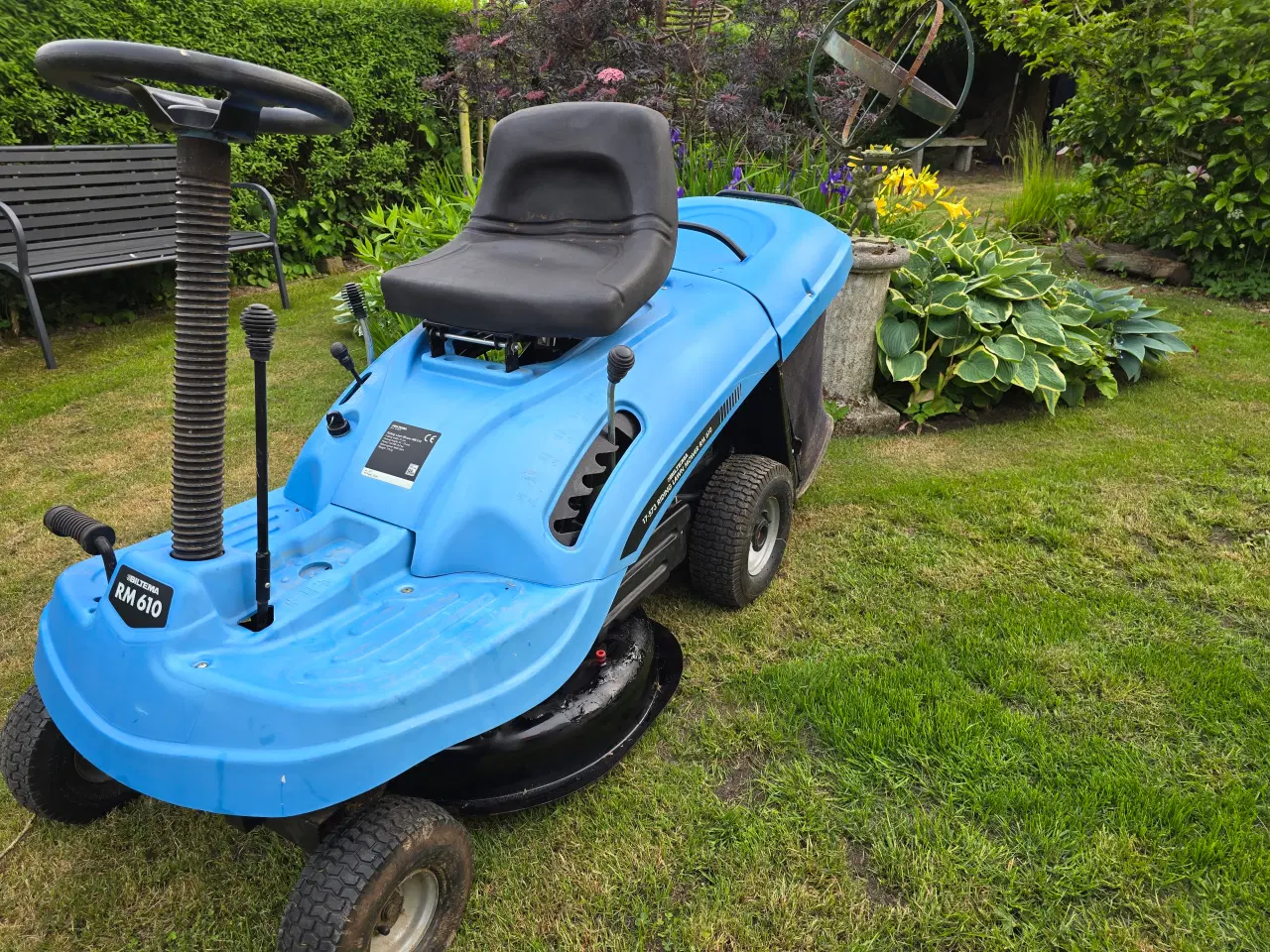 Billede 8 - Biltema plænetraktor. 