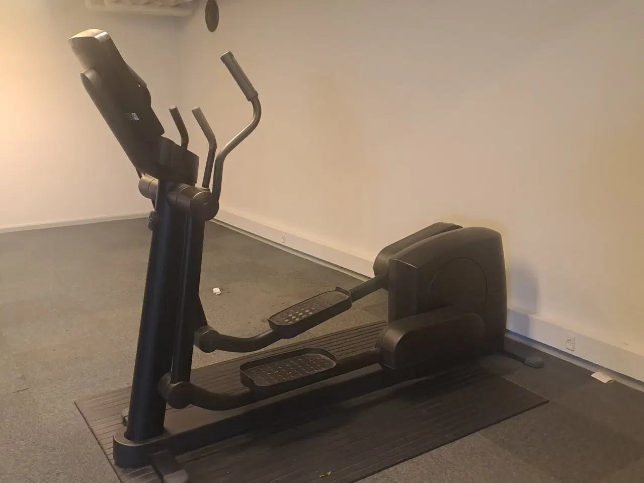 Billede 1 - LIFE FITNESS 95X CROSSTRAINER