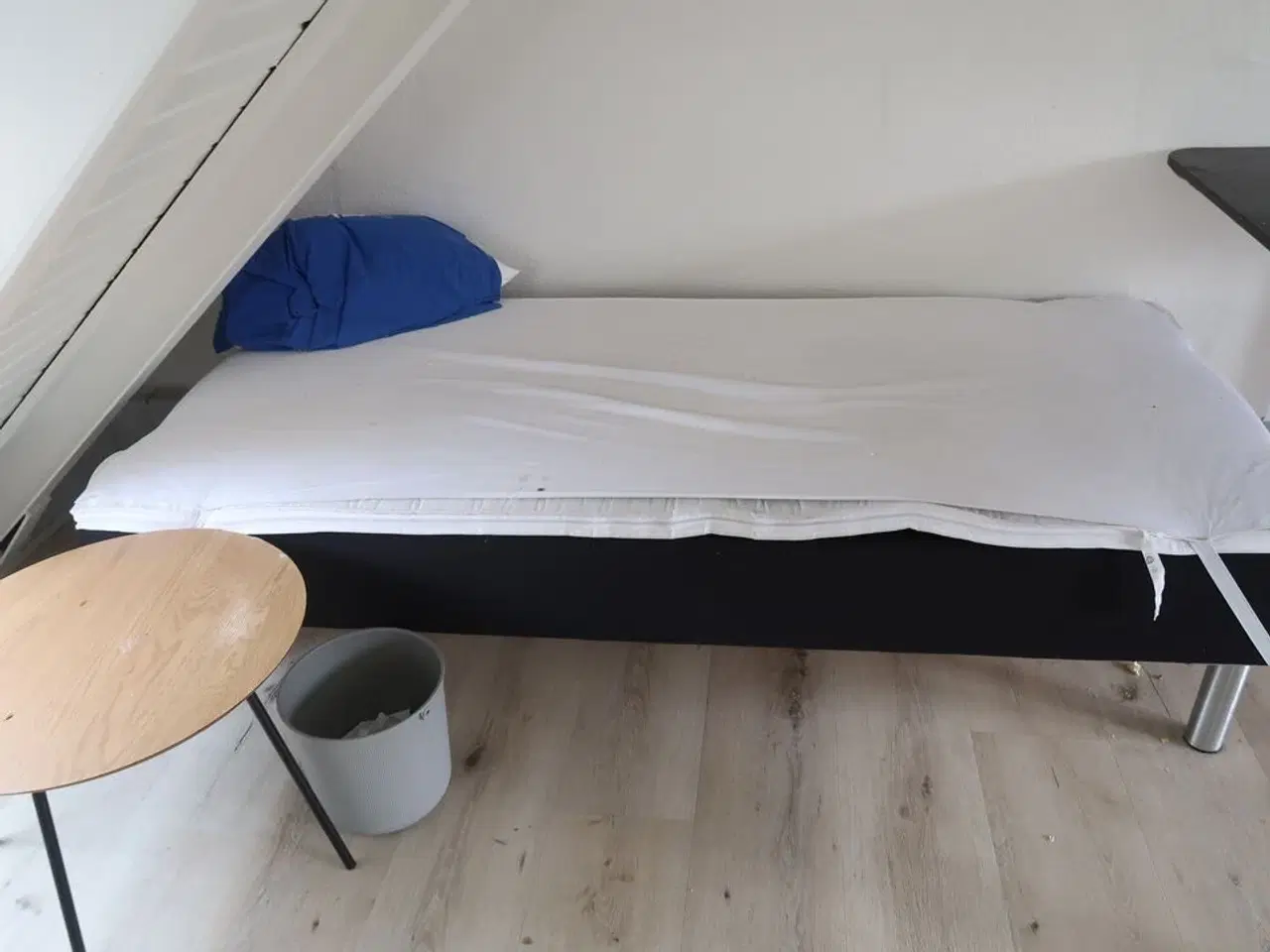 Billede 2 - Tøm rummet