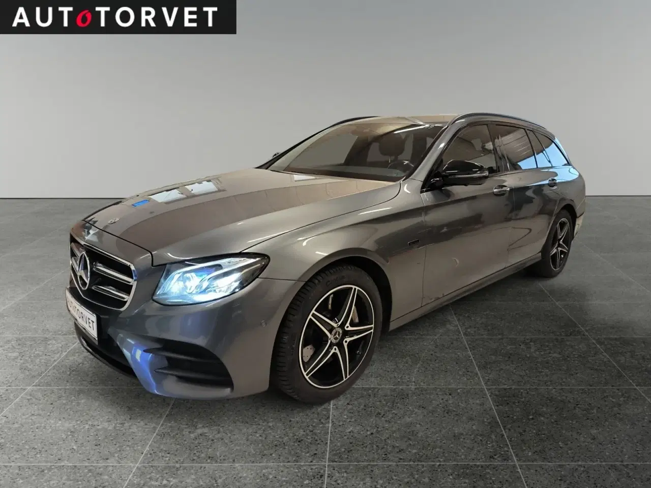 Billede 1 - Mercedes E300 de 2,0 AMG Line stc. aut.