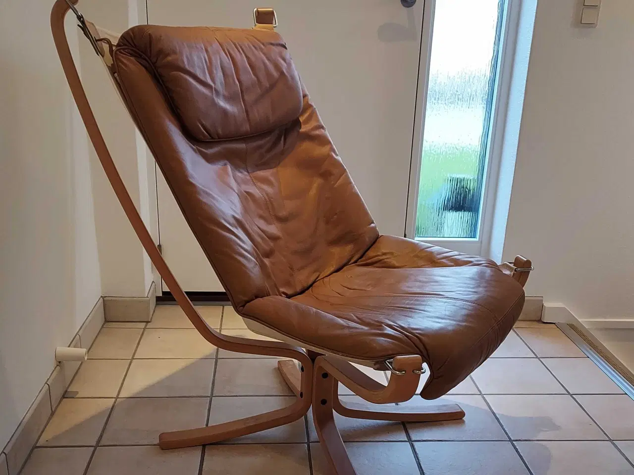 Billede 2 - Falcon Chair, designet af Sigurd Ressel