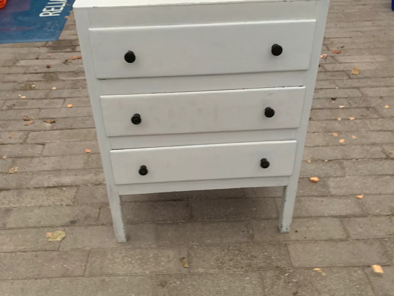Billede 1 - Kommode , lille sød