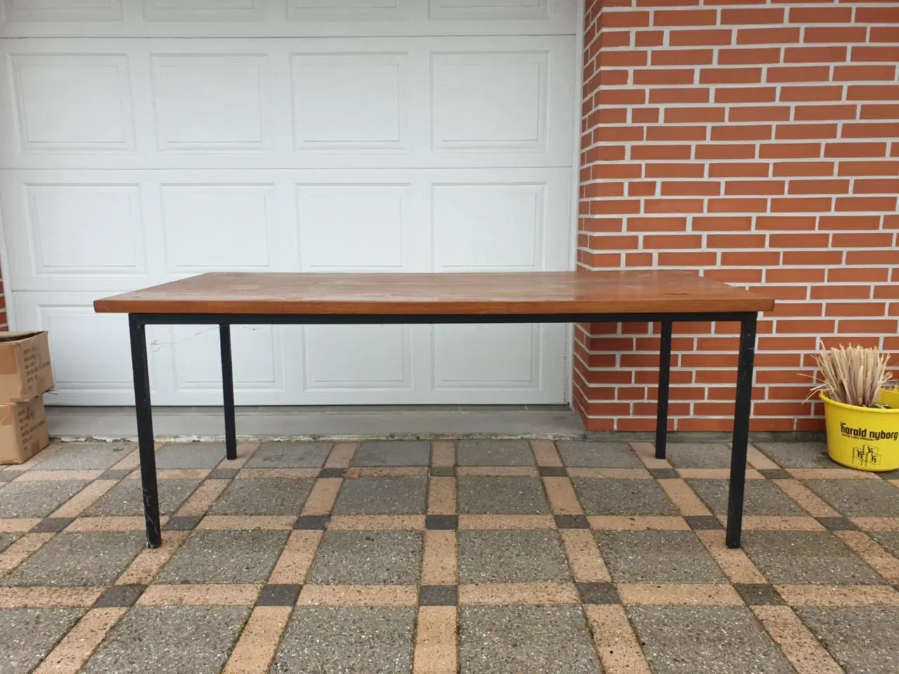 Billede 1 - 2 Borde sælges