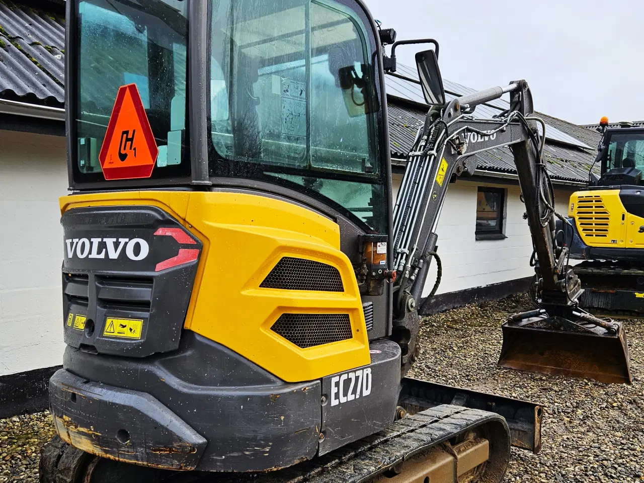 Billede 6 - Volvo EC27D / årgang 2018 / smøreanlæg