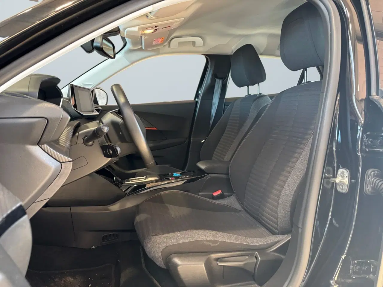 Billede 4 - Peugeot e-2008 50 Active Pack