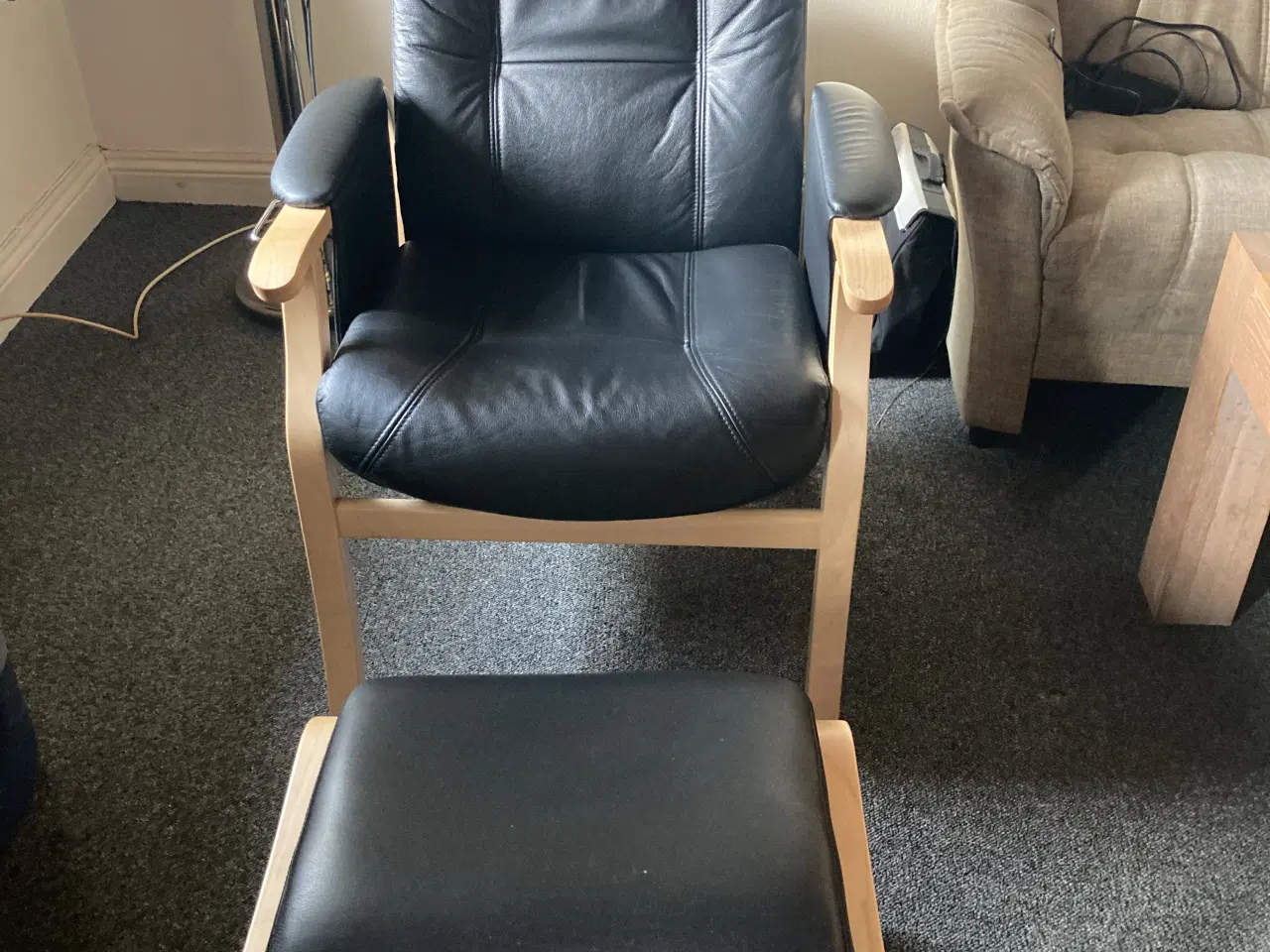 Billede 2 - 2 stk m/ skammel 