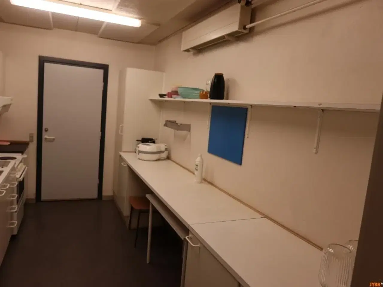 Billede 1 - ALT I RUM. Hvide