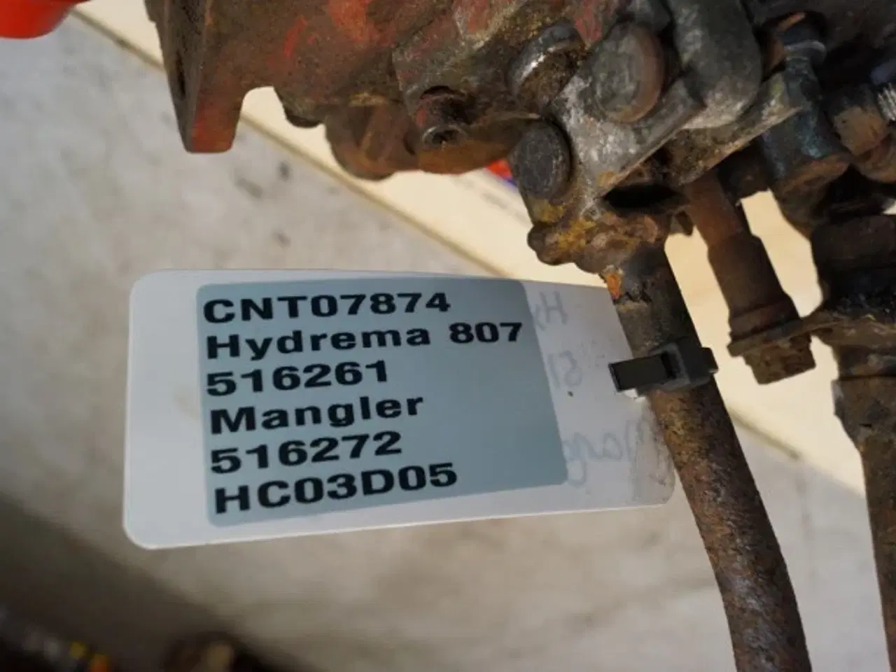 Billede 17 - Hydrema 807 Hydraulikventil 516261