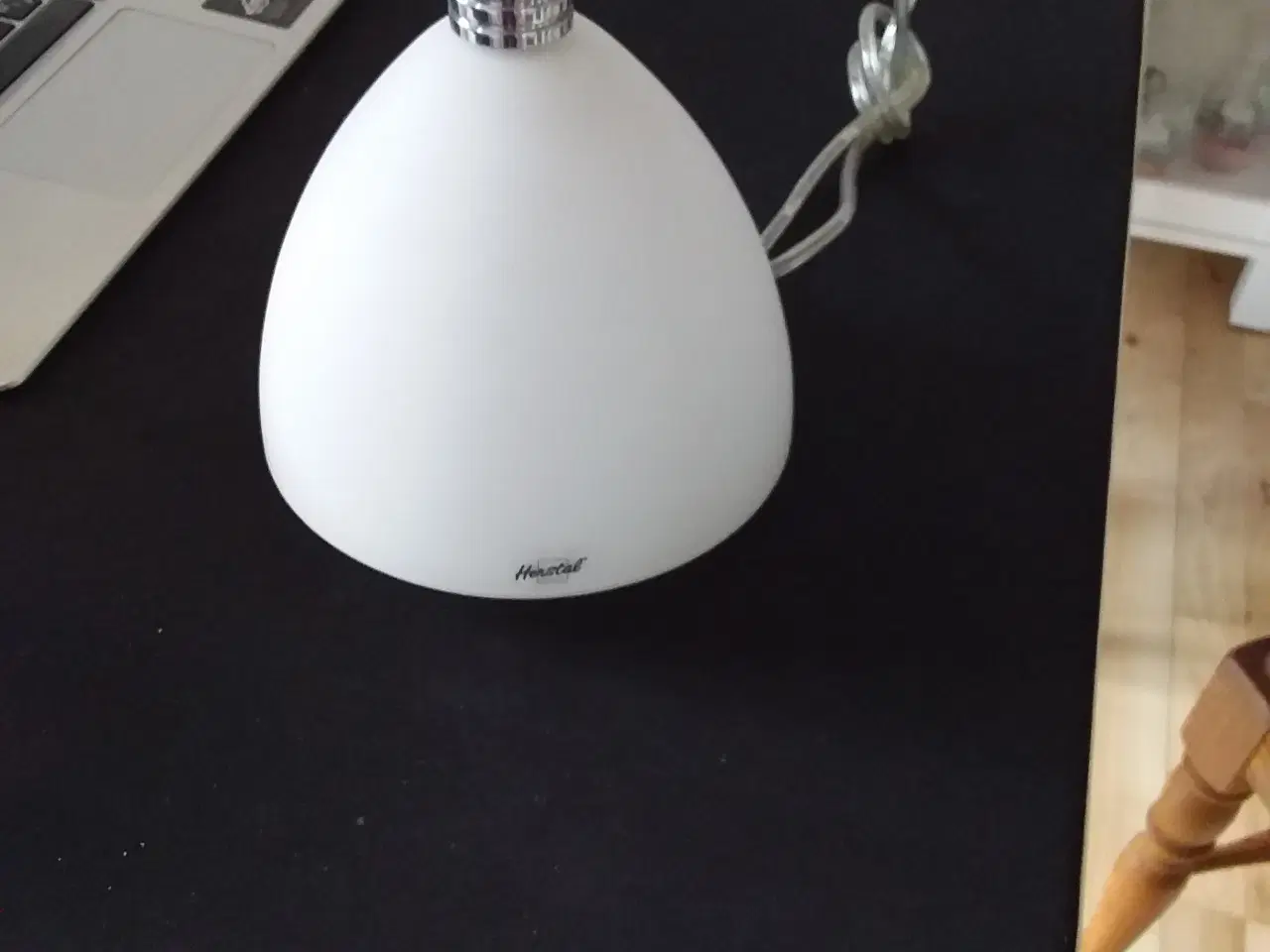 Billede 1 - Herstal loftlampe med lille fatning (E14)