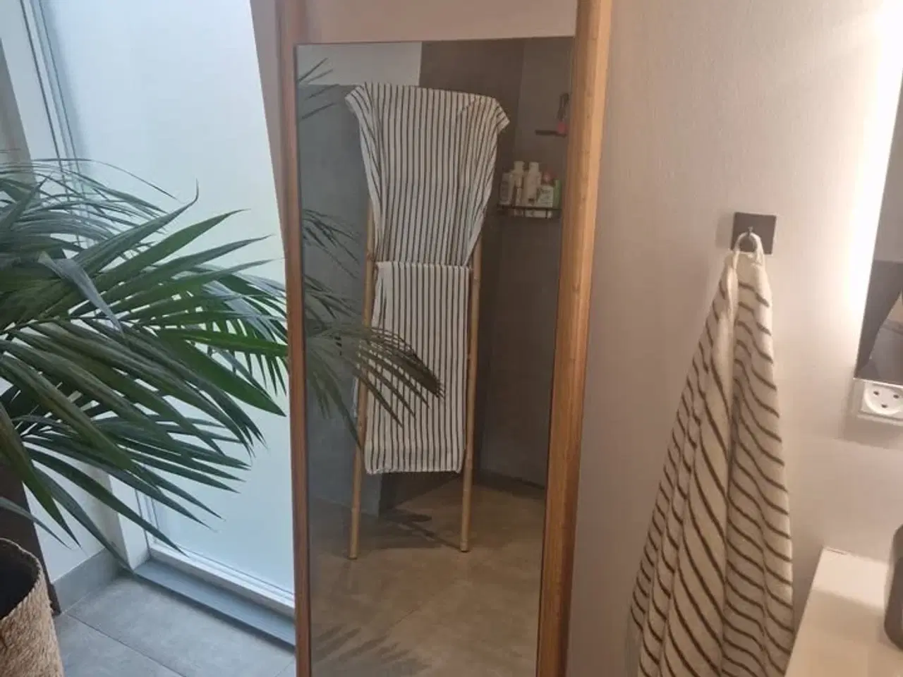Billede 3 - NYT spejl i massiv eg fra danske Canett Furniture