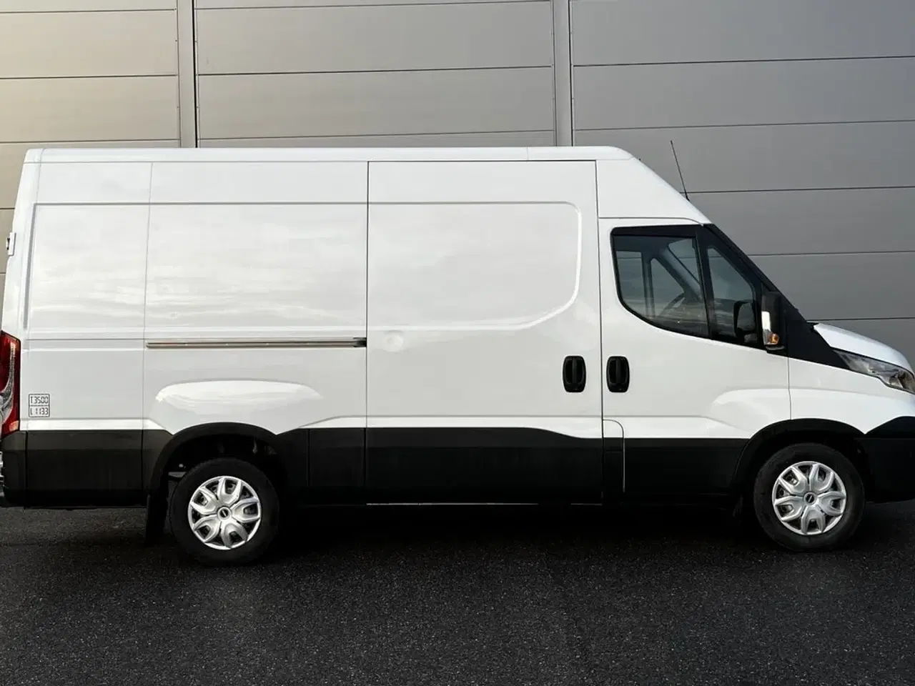 Billede 8 - Iveco Daily 3,0 35S17 12m³ Van AG8