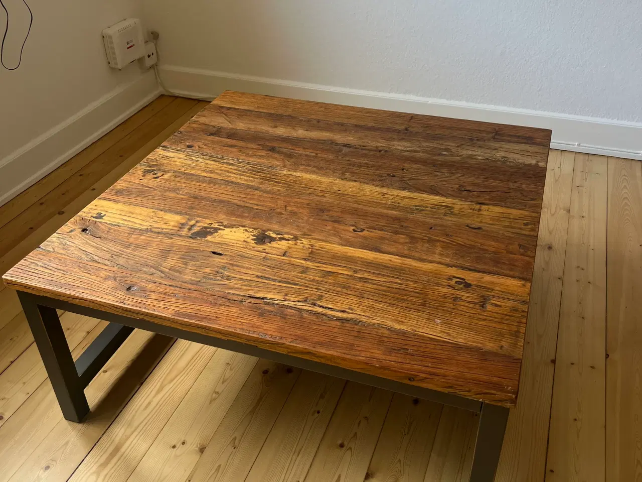 Billede 1 - Sofabord i massivt træ