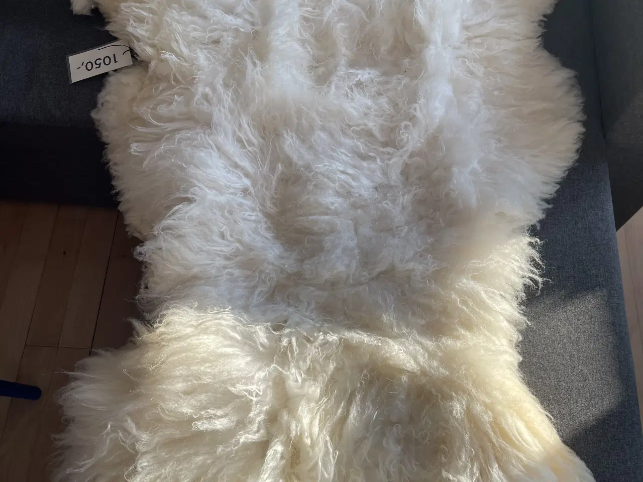 Billede 1 - Ægte hvidt lammeskindstæppe