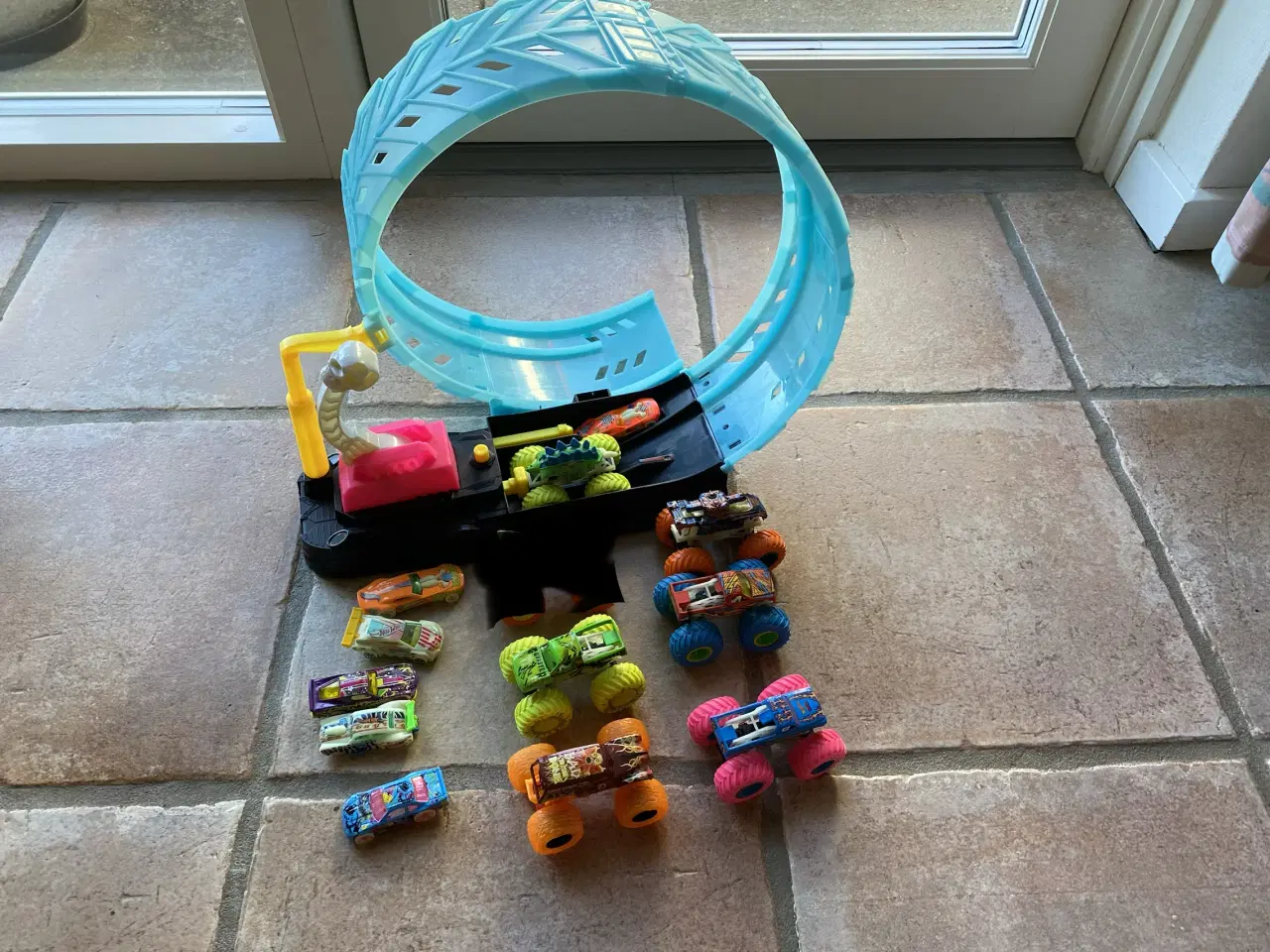 Billede 1 - Hot Wheels monster truck bilbane 