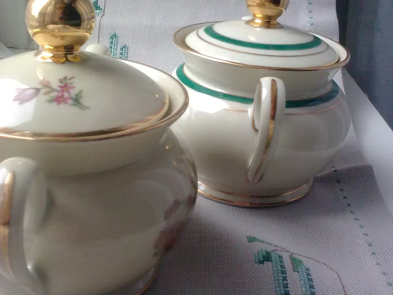 Billede 3 - Påskeæg krukker m låg og guld kugle VINTAGE