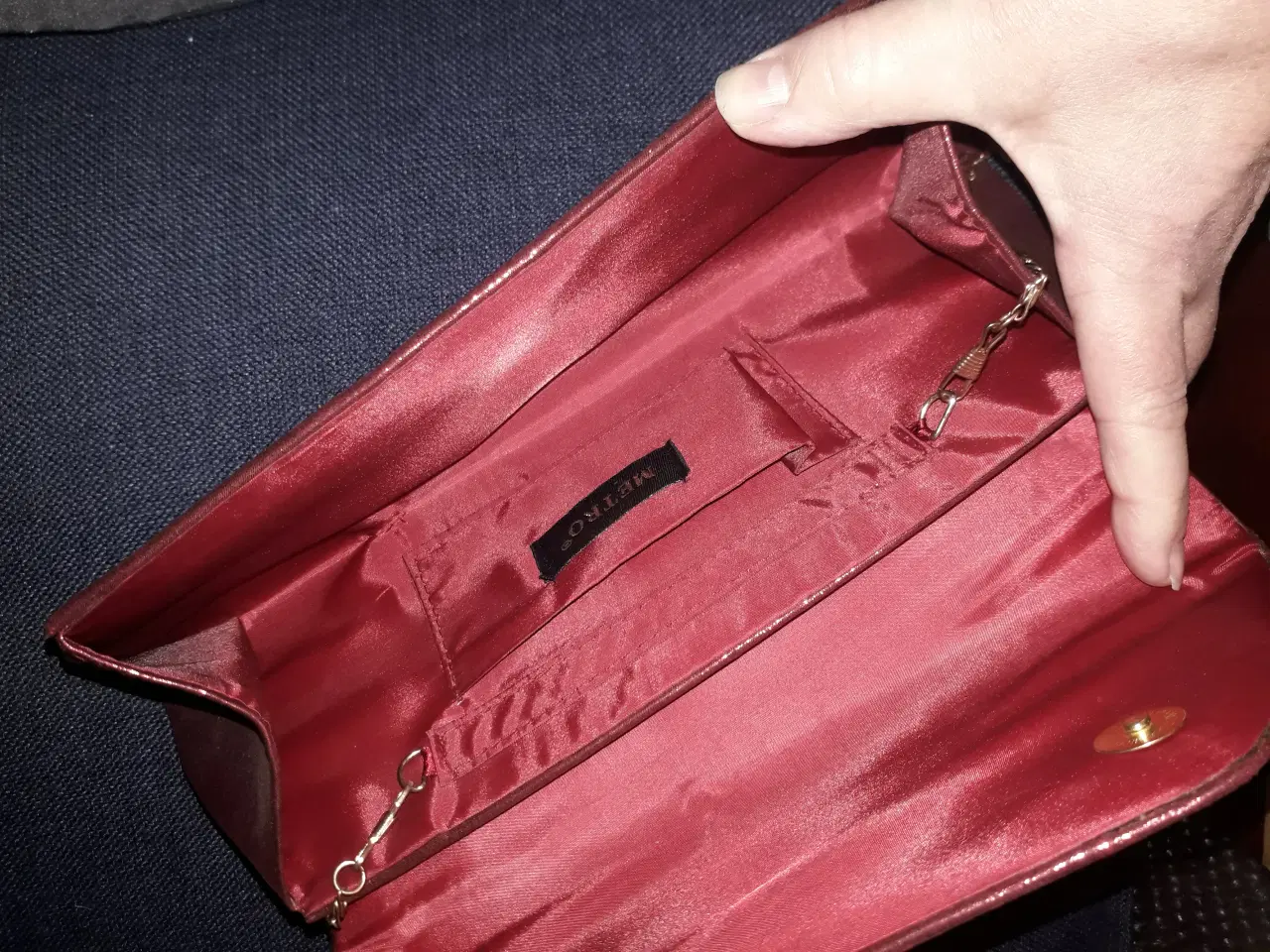 Billede 4 - Rød kurverttaske