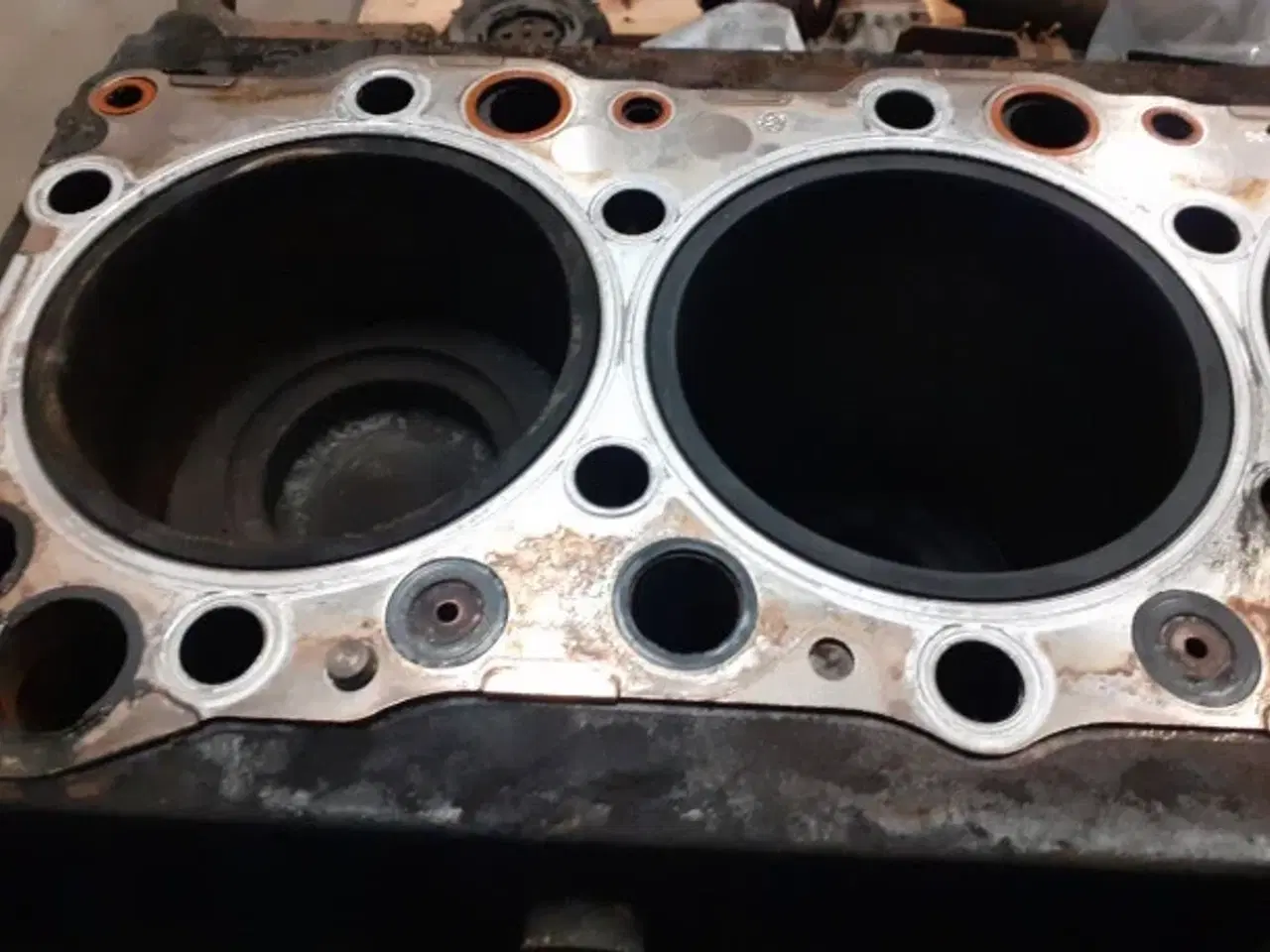 Billede 3 - Iveco F3CE0384E