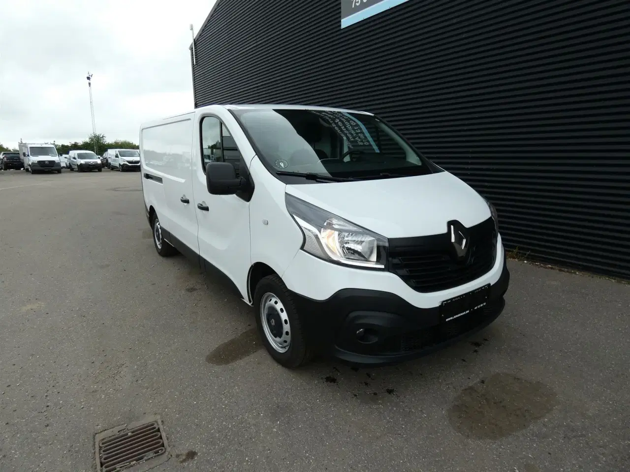 Billede 2 - Renault Trafic T29 L2H1 1,6 DCI 120HK Van 6g