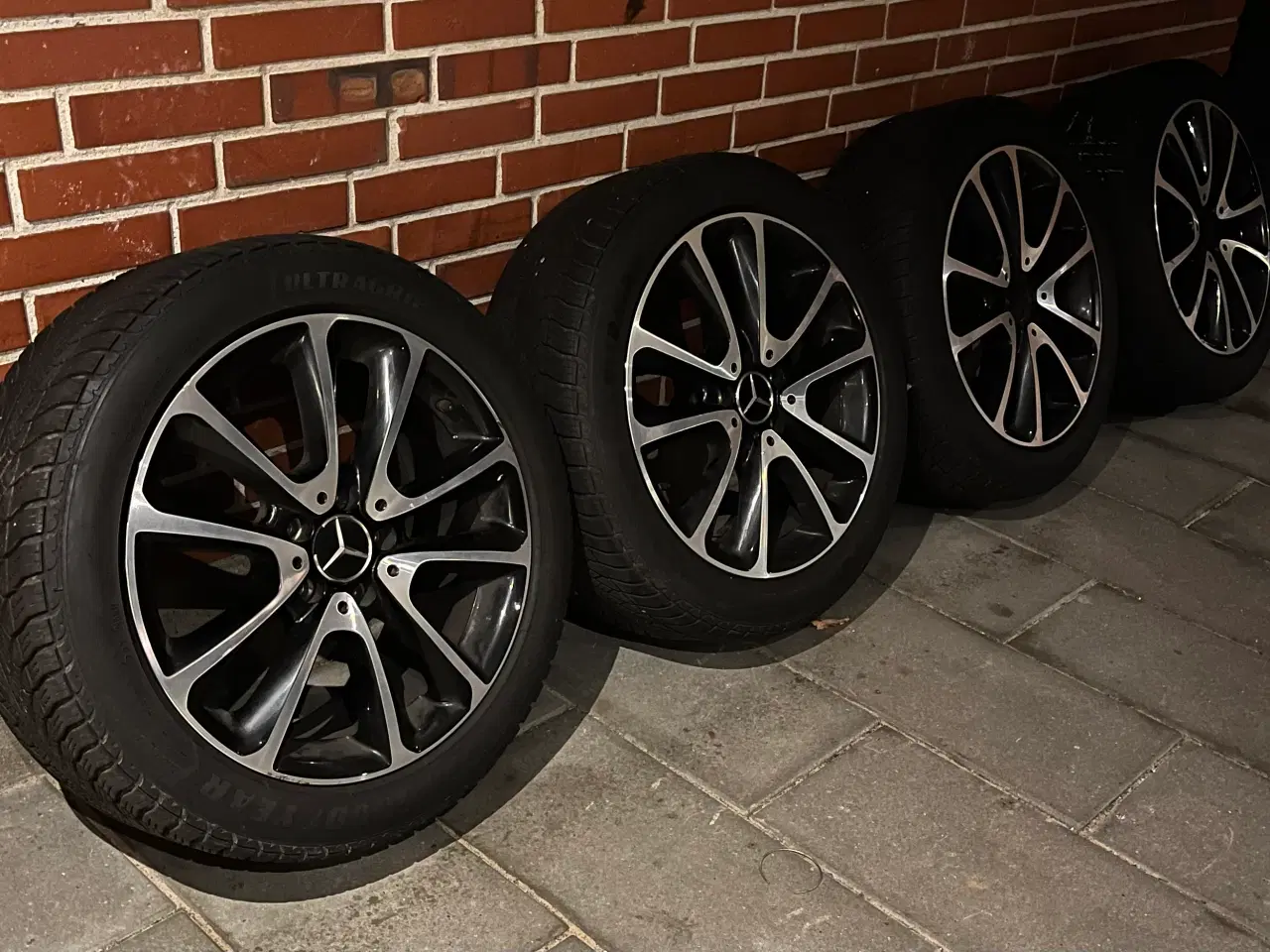 Billede 1 - Originale 18” Mercedes fælge med vinterdæk