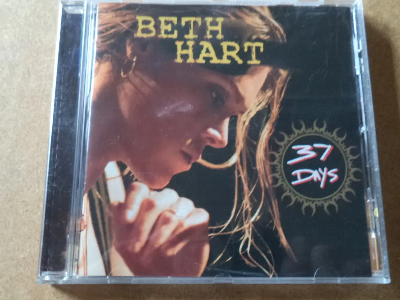 Billede 1 - Beth Hart ** 37 Days 