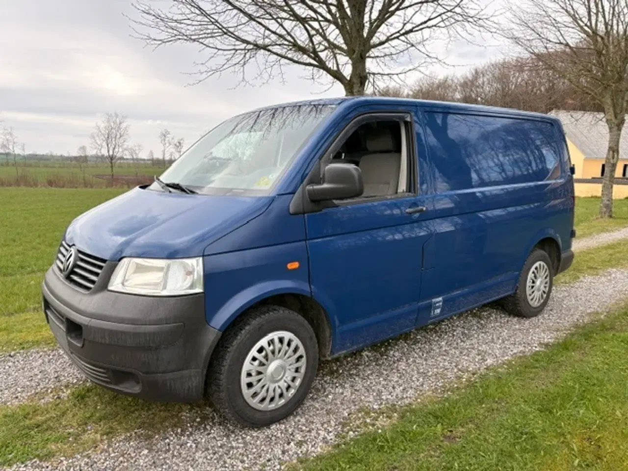 Billede 1 - VW Transporter 2,5 TDi 130 Kassevogn Nysynet