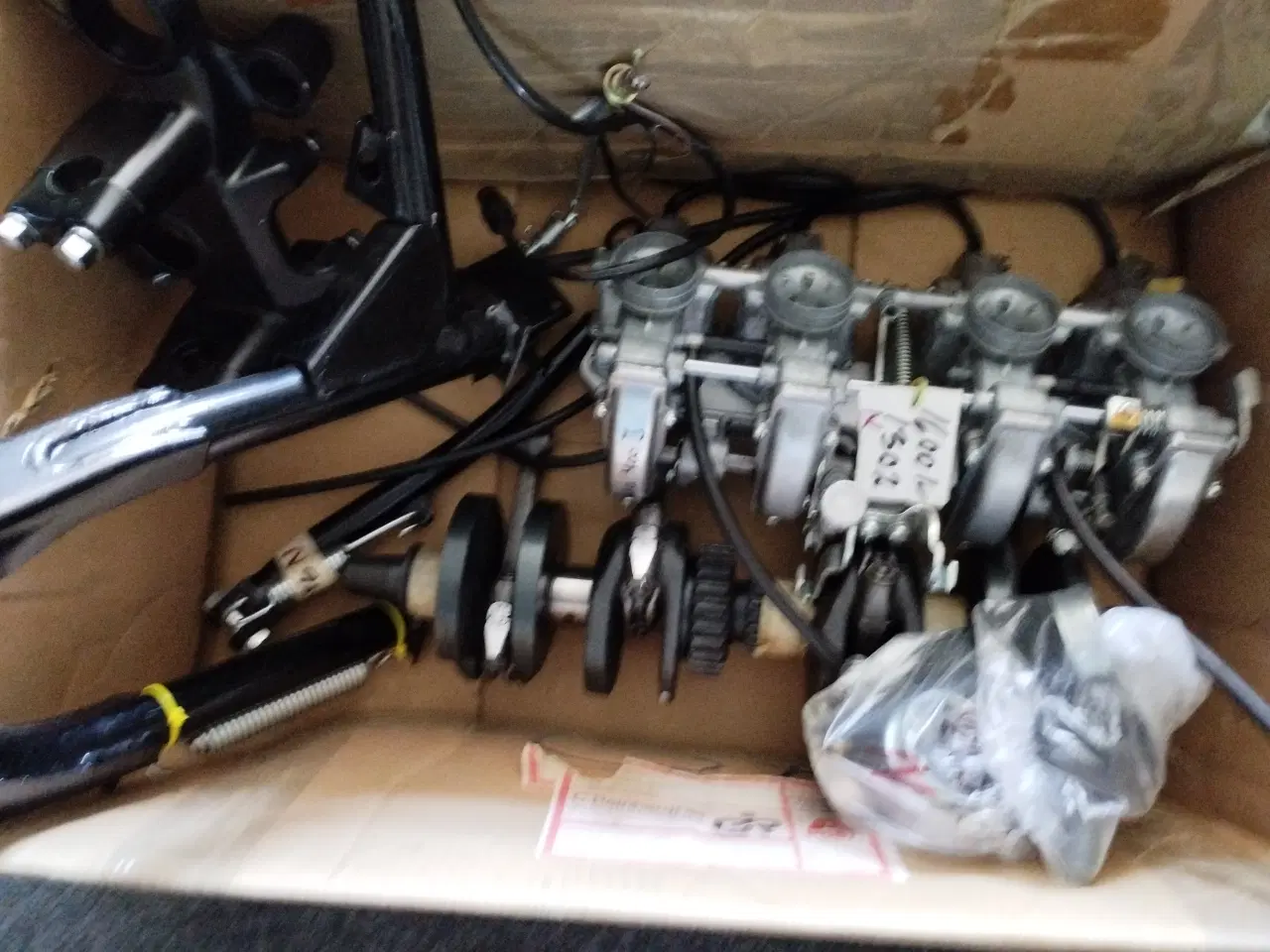 Billede 8 - Dele til Kawasaki Z 400J. årgang 1982, ( se %)