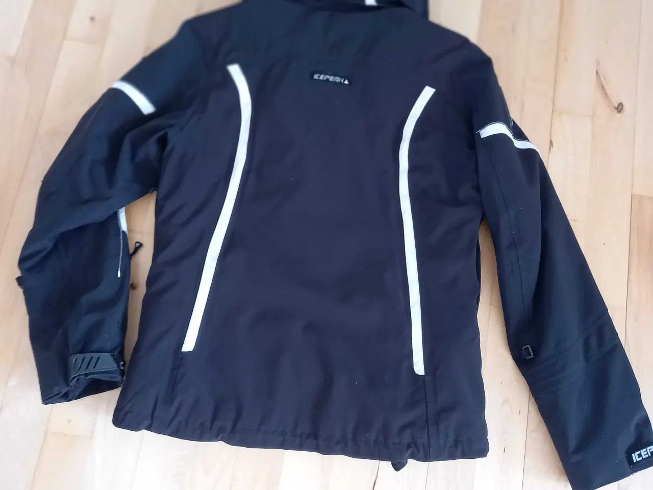 Billede 1 - Damejakke