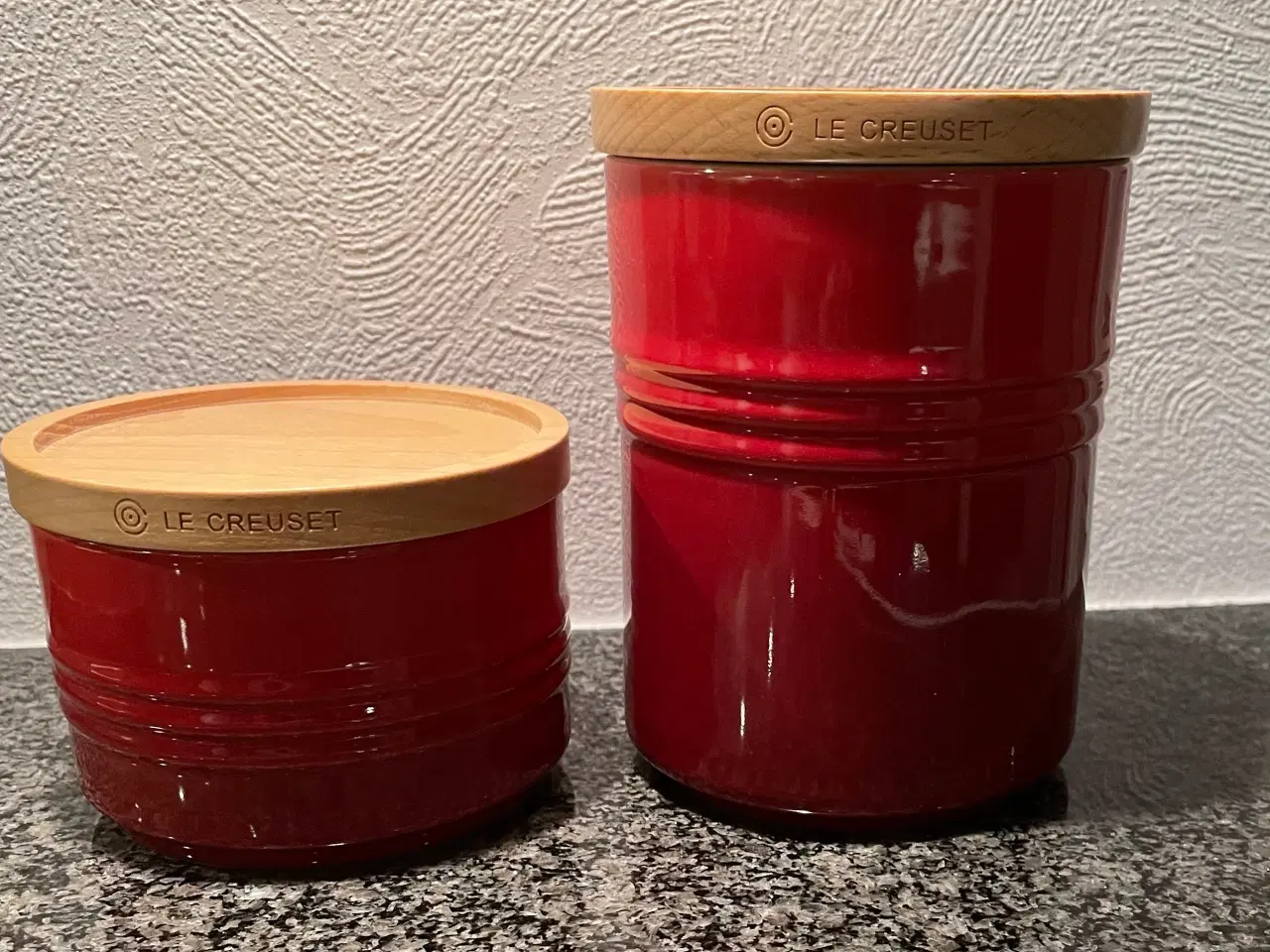 Billede 1 - Flotte røde Le Cruiset opbevaringskrukker.