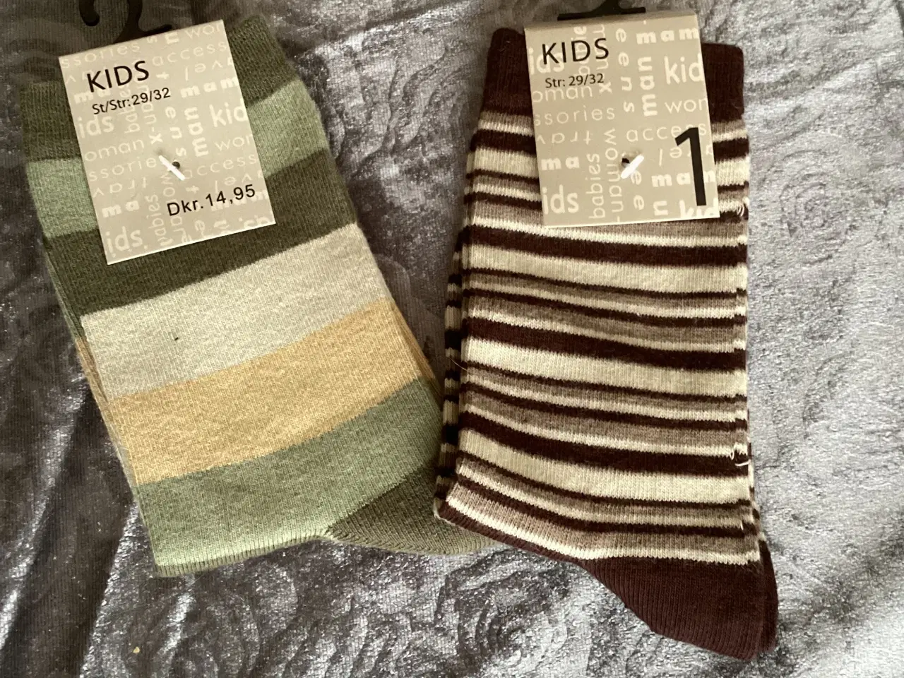 Billede 1 - Stribede strømper, nye